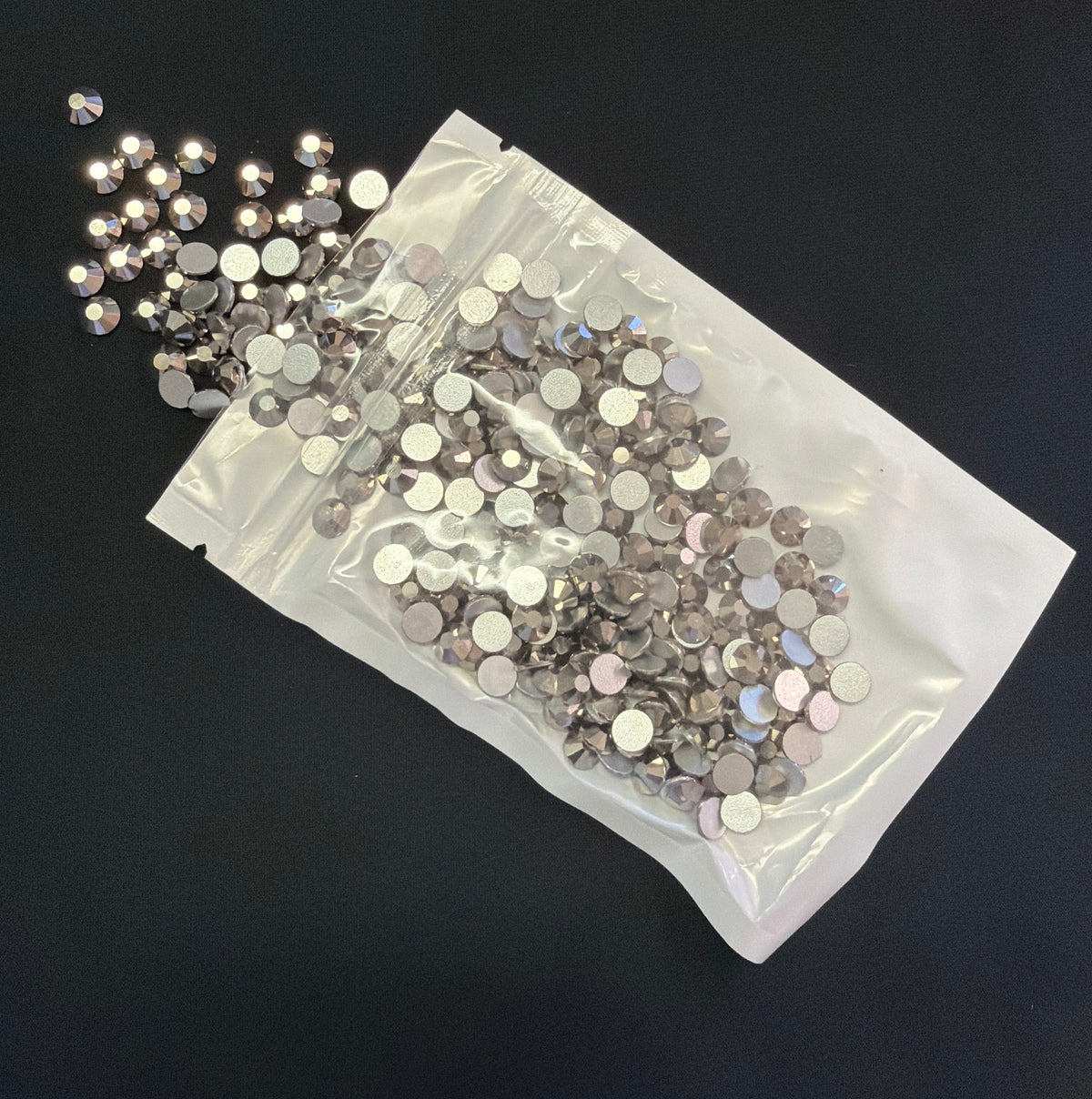 Rhinestones Ss30 2 gross (288 stones)